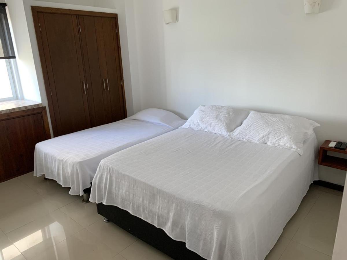 Apartamento Mirador Del Laguito Cartagena Exterior photo