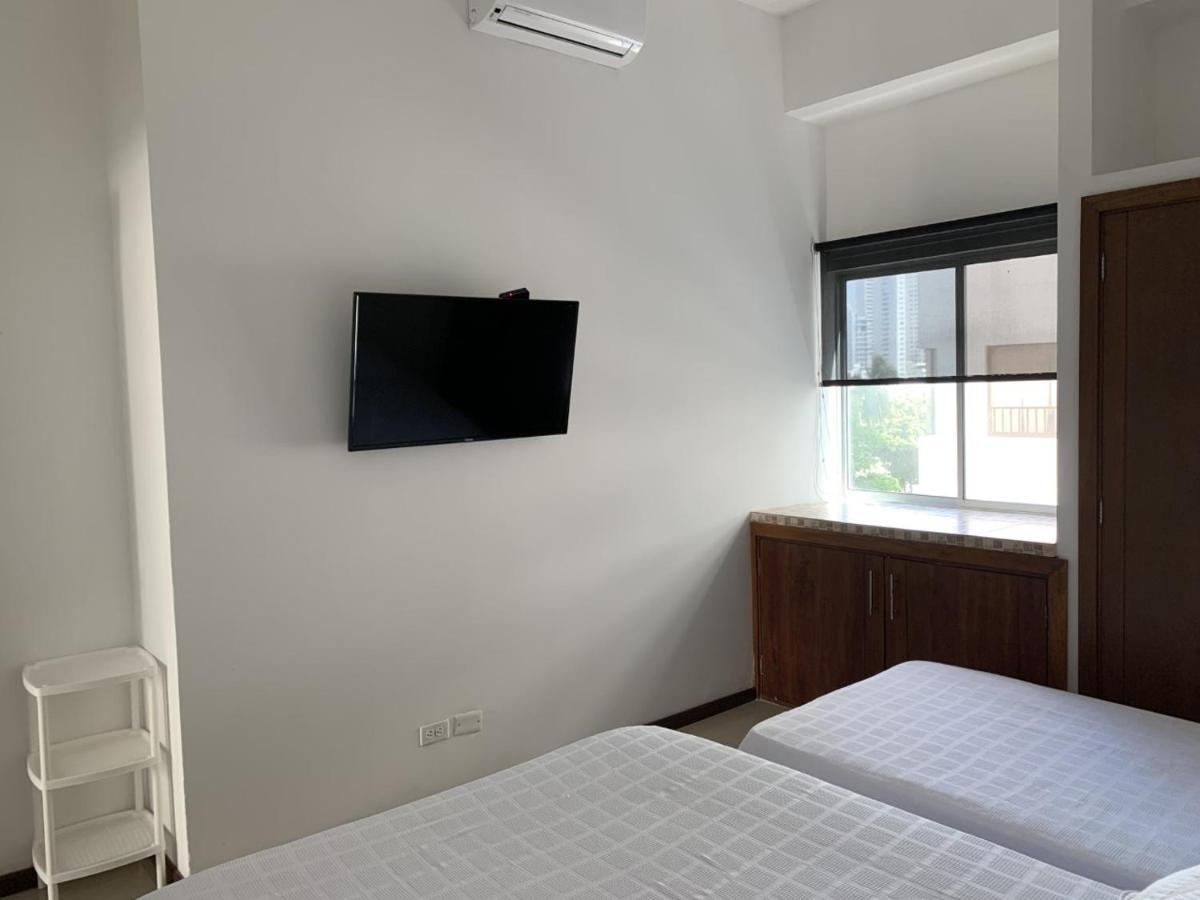Apartamento Mirador Del Laguito Cartagena Exterior photo